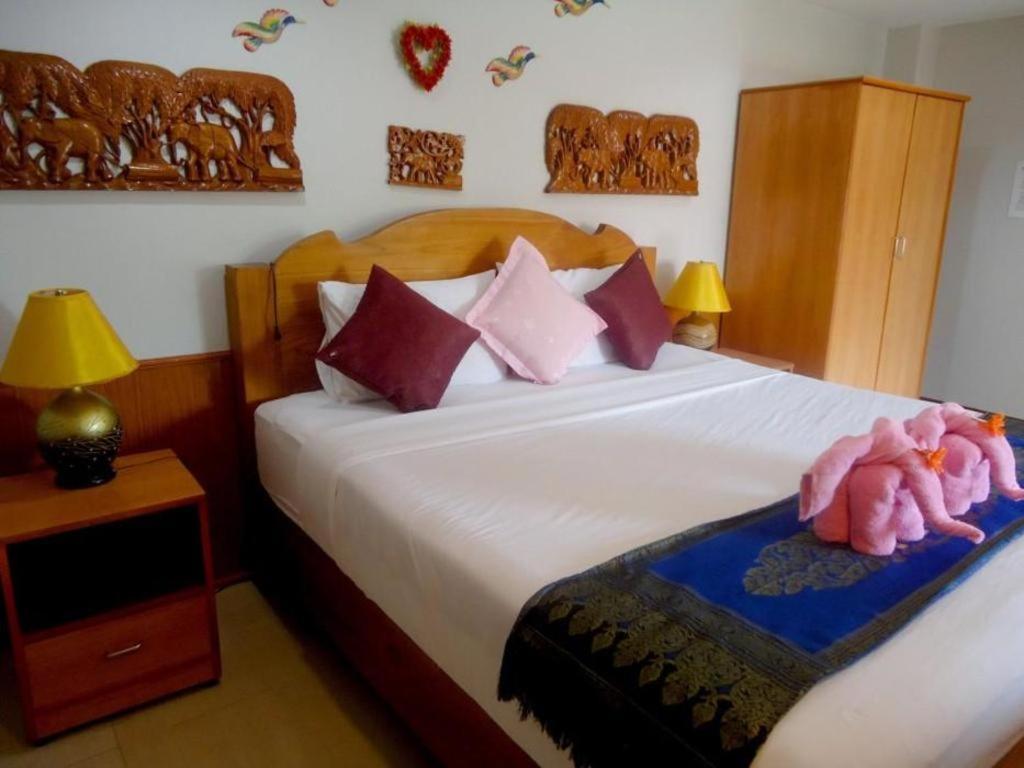 Ngamta Hotel Мае Хонг Сон Екстериор снимка