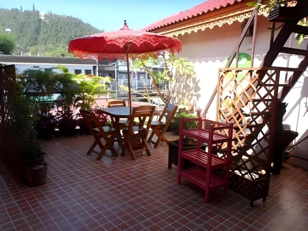 Ngamta Hotel Мае Хонг Сон Екстериор снимка