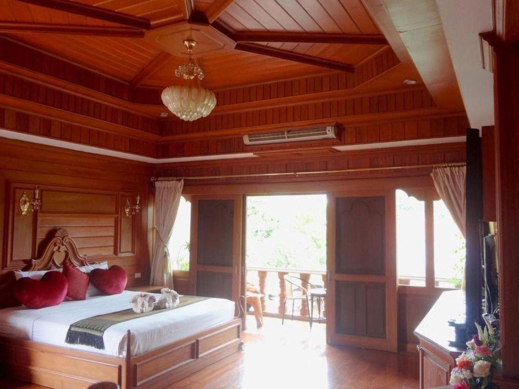 Ngamta Hotel Мае Хонг Сон Екстериор снимка