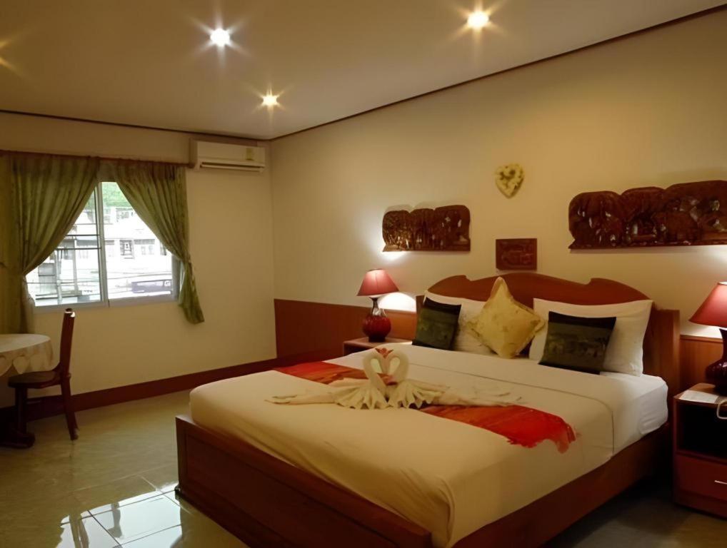 Ngamta Hotel Мае Хонг Сон Екстериор снимка
