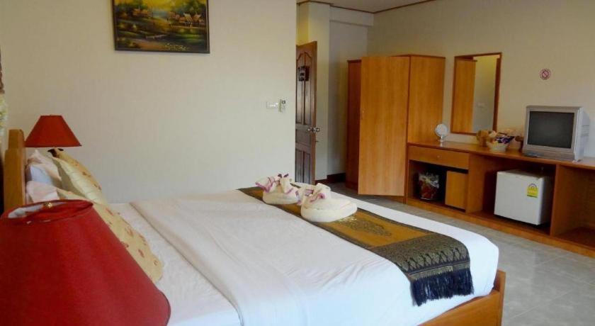 Ngamta Hotel Мае Хонг Сон Екстериор снимка
