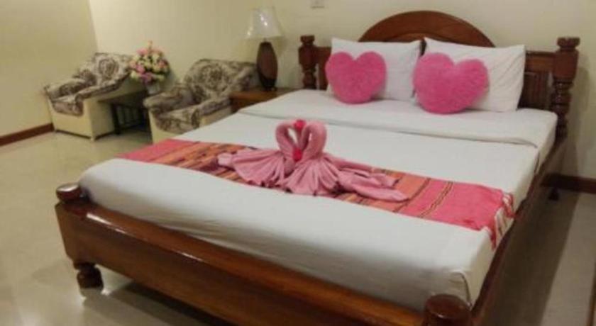 Ngamta Hotel Мае Хонг Сон Екстериор снимка