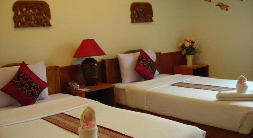 Ngamta Hotel Мае Хонг Сон Екстериор снимка