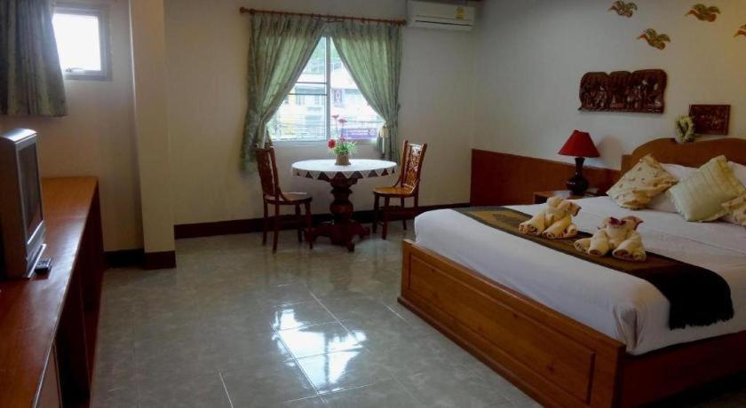 Ngamta Hotel Мае Хонг Сон Екстериор снимка