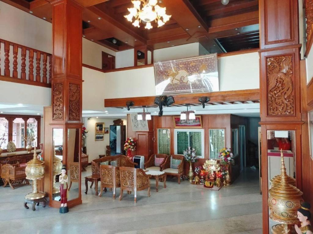 Ngamta Hotel Мае Хонг Сон Екстериор снимка