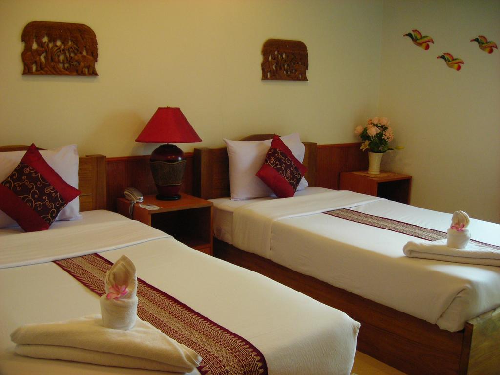 Ngamta Hotel Мае Хонг Сон Екстериор снимка