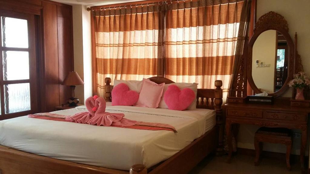 Ngamta Hotel Мае Хонг Сон Екстериор снимка